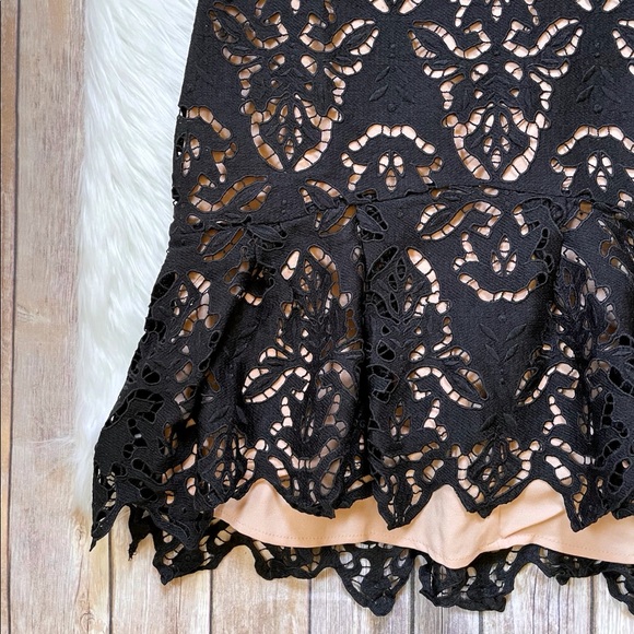 Adelyn Rae Damion Black Lace Dress - Picture 4 of 8